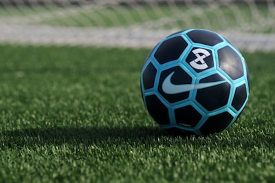 متى قرعة دوري ابطال اوروبا 2023 بتوقيت المغرب